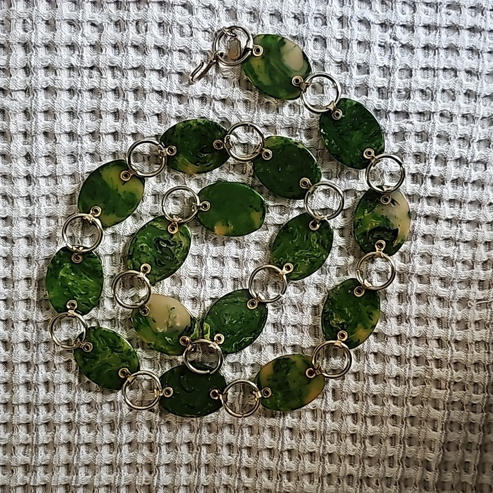 Christian Dior green link belt. Pristine vintage piece - Picture 3 of 8